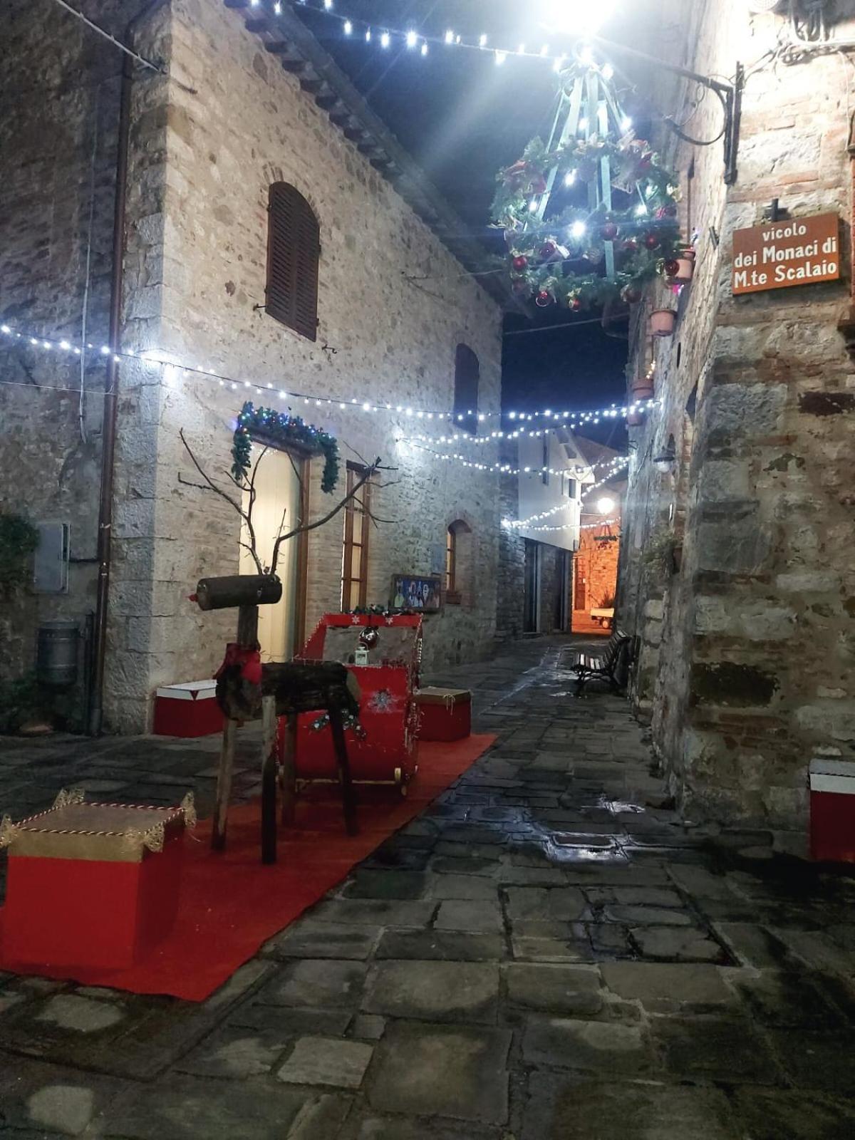 House With A View In Tuscany San Gusme Exterior foto
